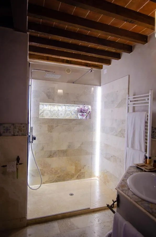 Dimora Dell'Erbe Rooms Montepulciano 0*,